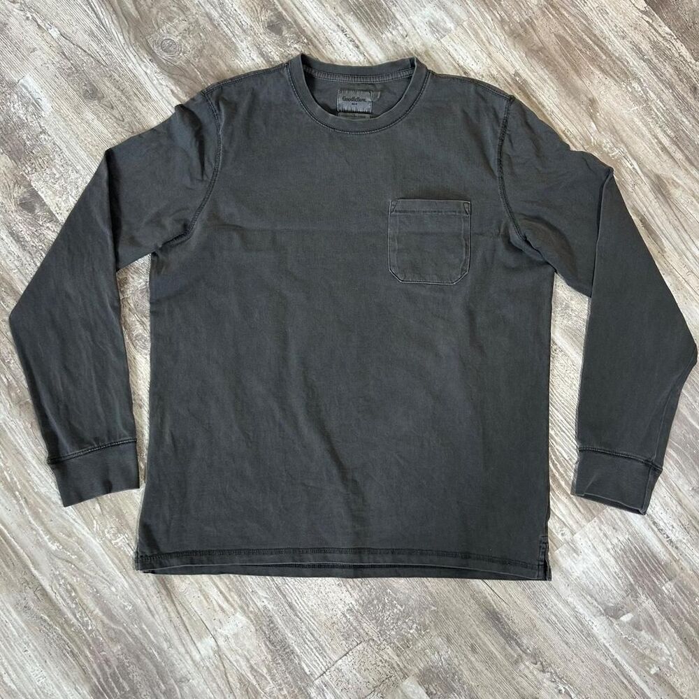 Goodfellow & Co. Men’s faded grunge skater gray long sleeve shirt with front poc
